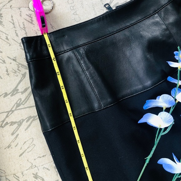 Authentic Burberry Suit Skirt - Picture 5 of 8